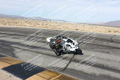 media/Nov-30-2025-TrackXperience (Sun) [[c0061d280f]]/1-Level 3/Session 4 (Turn 12 Inside)/